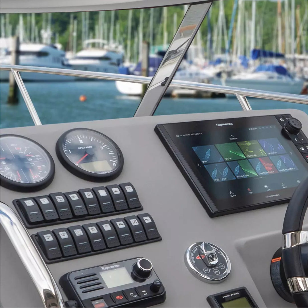 Raymarine UKW-Funkanlage 'Ray73'