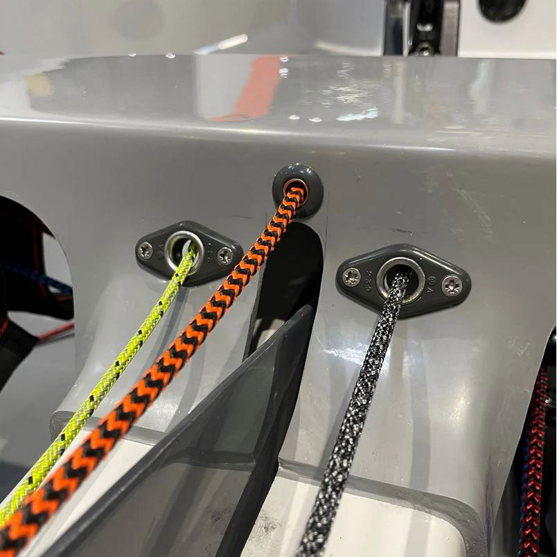 Allen Decksdurchführung mit Edelstahl-Öse (6mm)