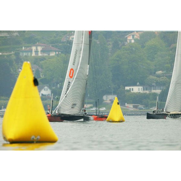 Certec Regatta- und Trainingsboje, Pyramide Certec