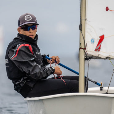 Optiparts Pinnenausleger 'X-Gripped' für Optimist