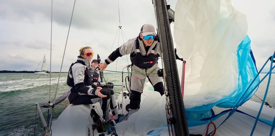 SB1 Segeljacke und Segelhose von Rooster für Binnenreviere und küstennahes Segeln.